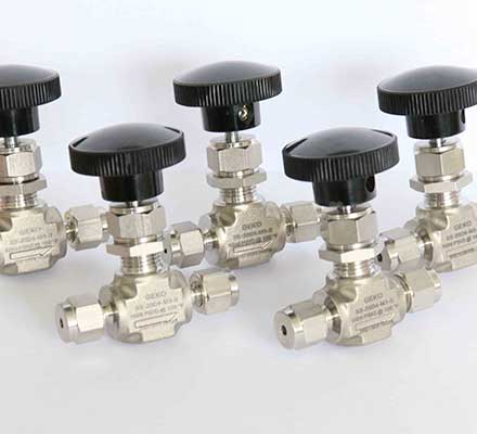 Gauge Valves